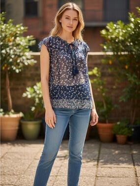 DR2 Navy Floral Tie-Front Cap Sleeve Blouse